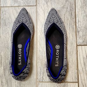 Rothy's Navy Houndstooth Points